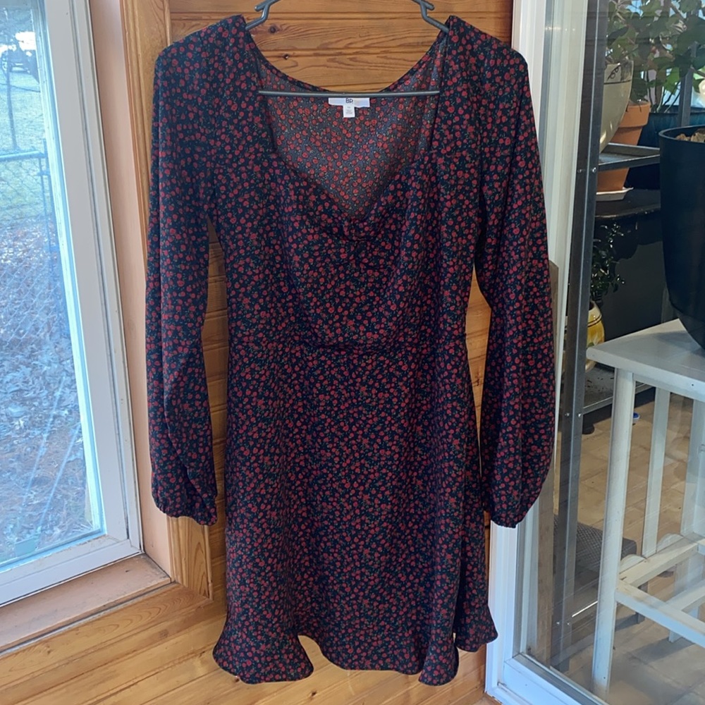 BP DRESS - Picture 3 of 9